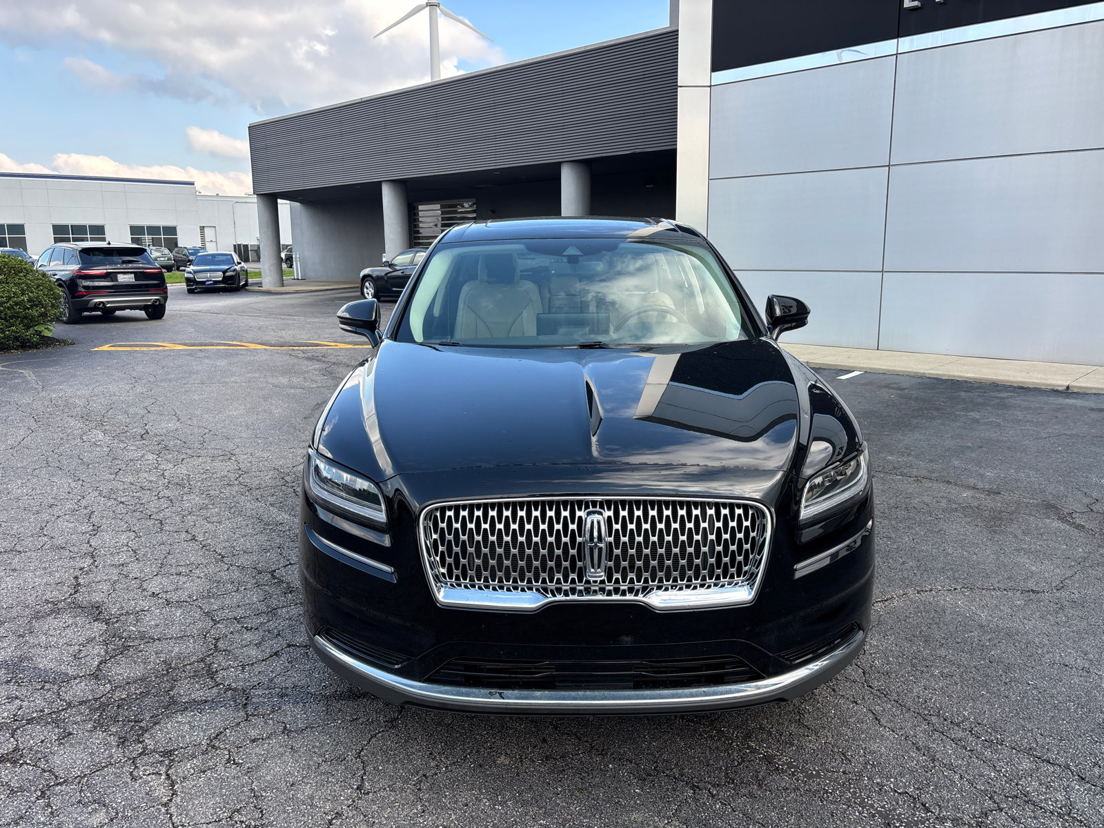 Certified 2022 Lincoln Nautilus Reserve with VIN 2LMPJ8K90NBL21399 for sale in Columbus, OH