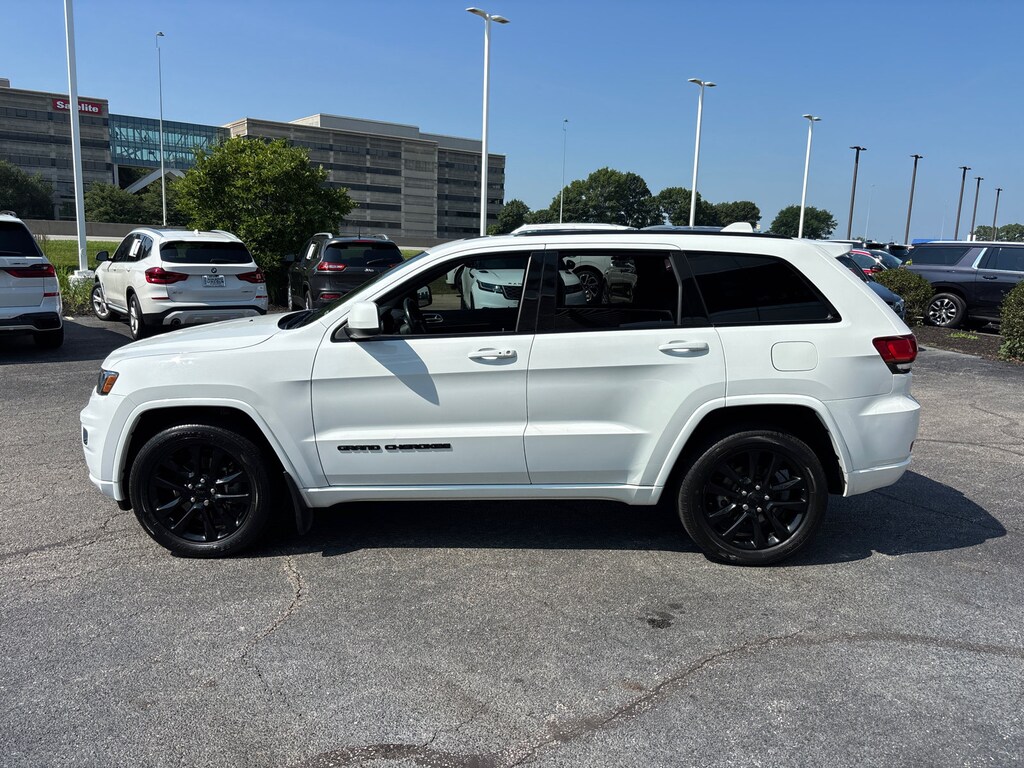 Used 2021 Jeep Grand Cherokee Laredo X SUV