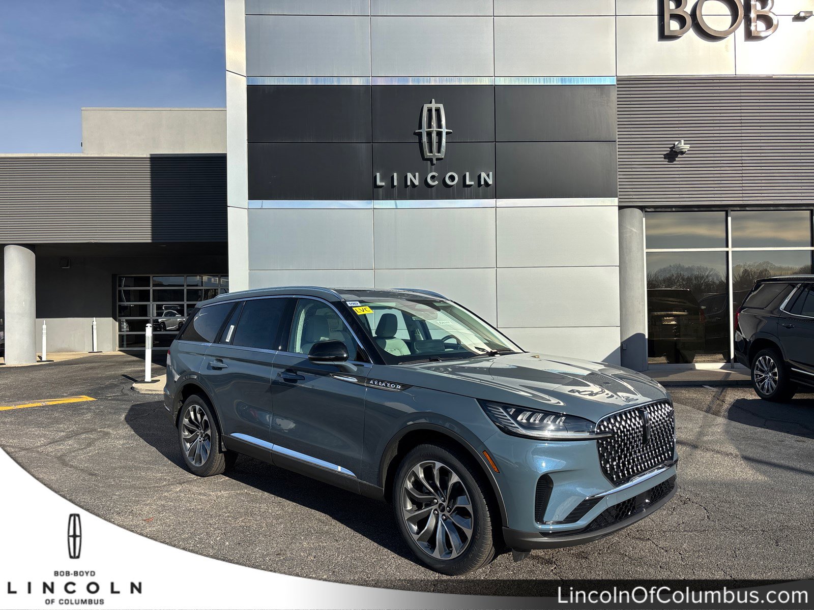 2026 Lincoln Aviator Premiere's photo