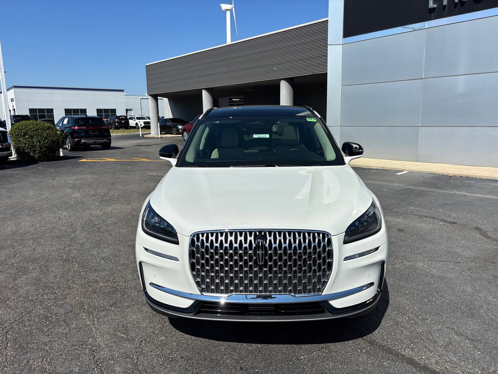 2026 Lincoln Corsair Premiere photo 2