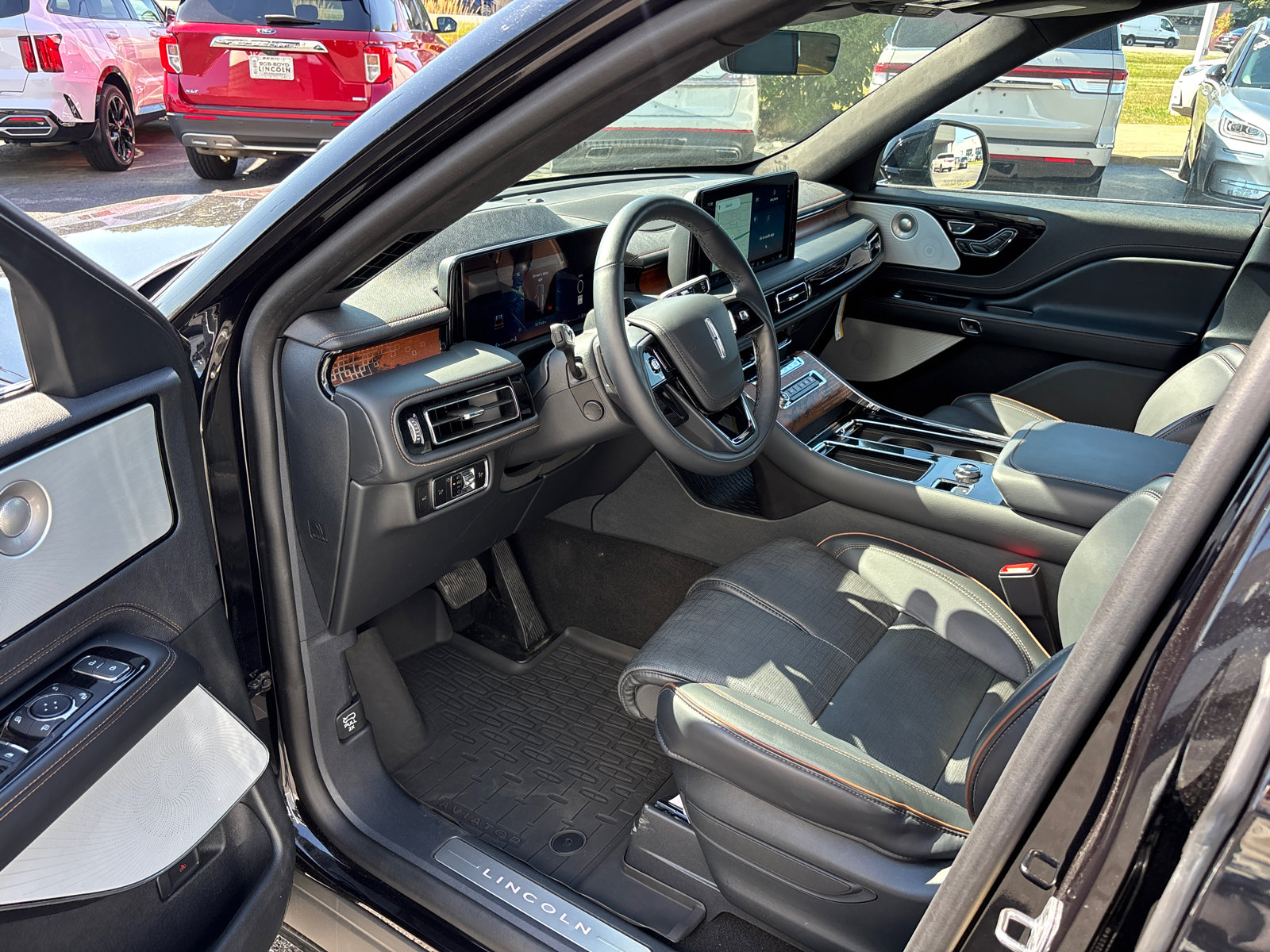 2025 Lincoln Aviator Black Label - Photo 26