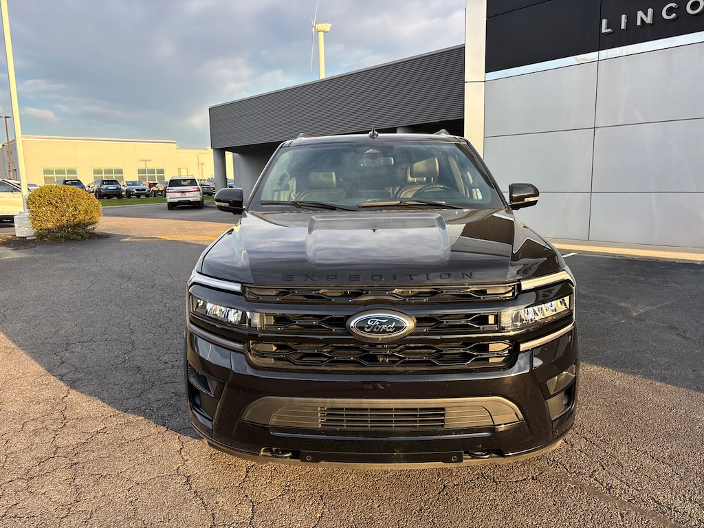 Used 2022 Ford Expedition Max Limited SUV