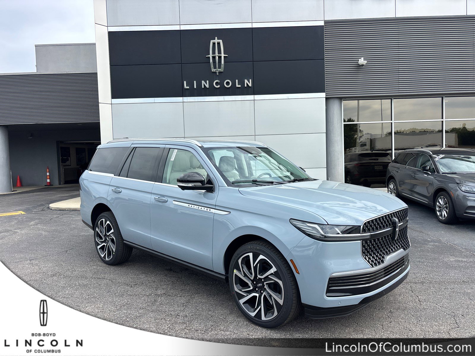 2026 Lincoln Navigator Reserve 4WD's photo