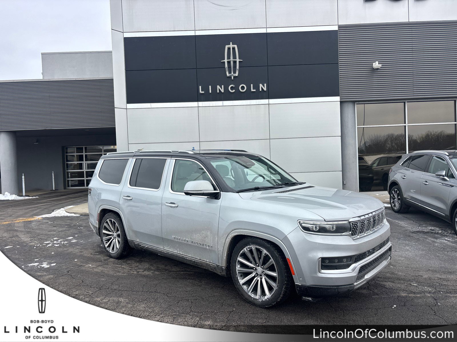 2022 Jeep Grand Wagoneer