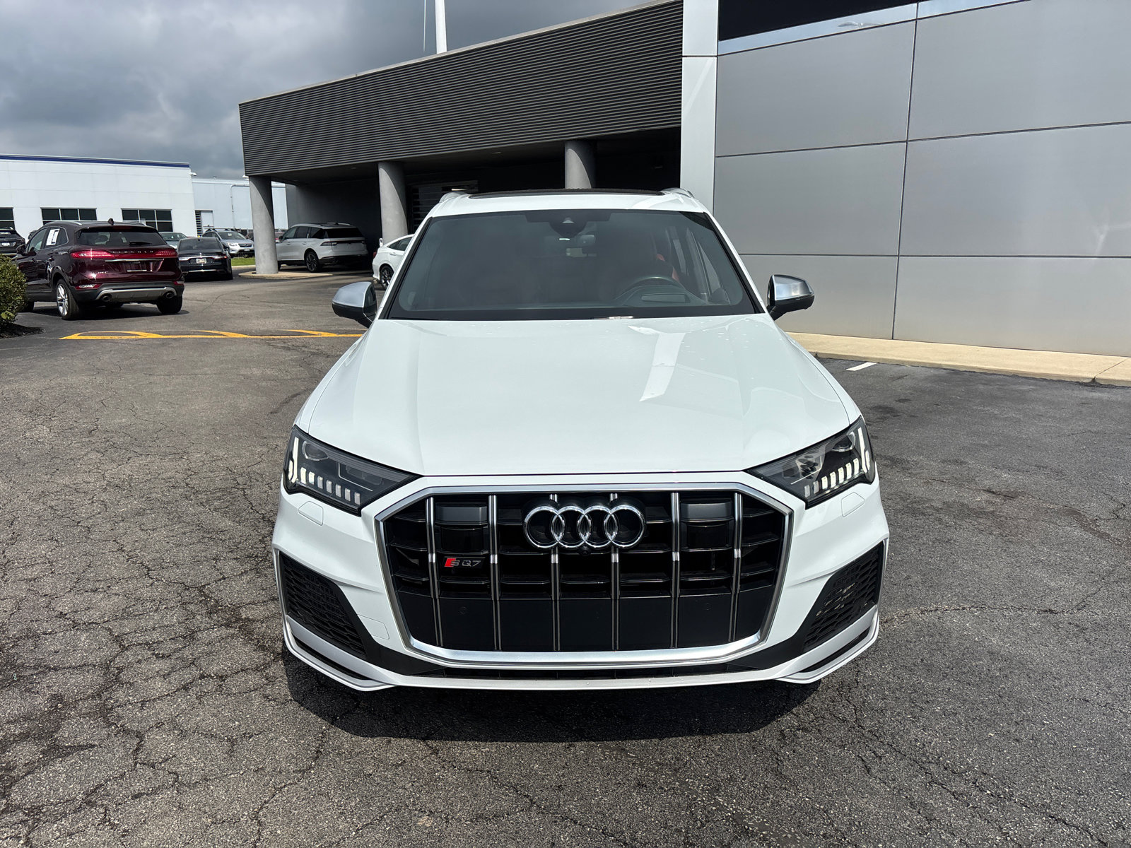 Used 2022 Audi SQ7 Prestige with VIN WA1VWBF73ND000153 for sale in Columbus, OH