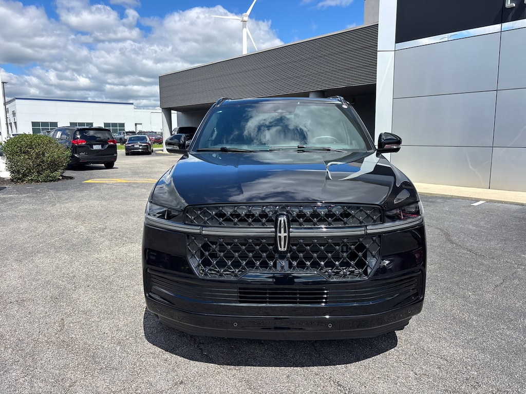 New 2026 Lincoln Navigator L Reserve SUV