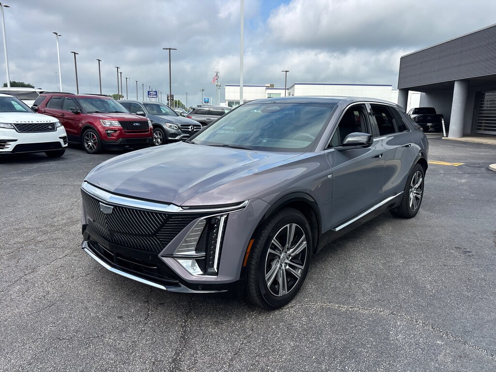 Used 2025 Cadillac Lyriq Luxury SUV