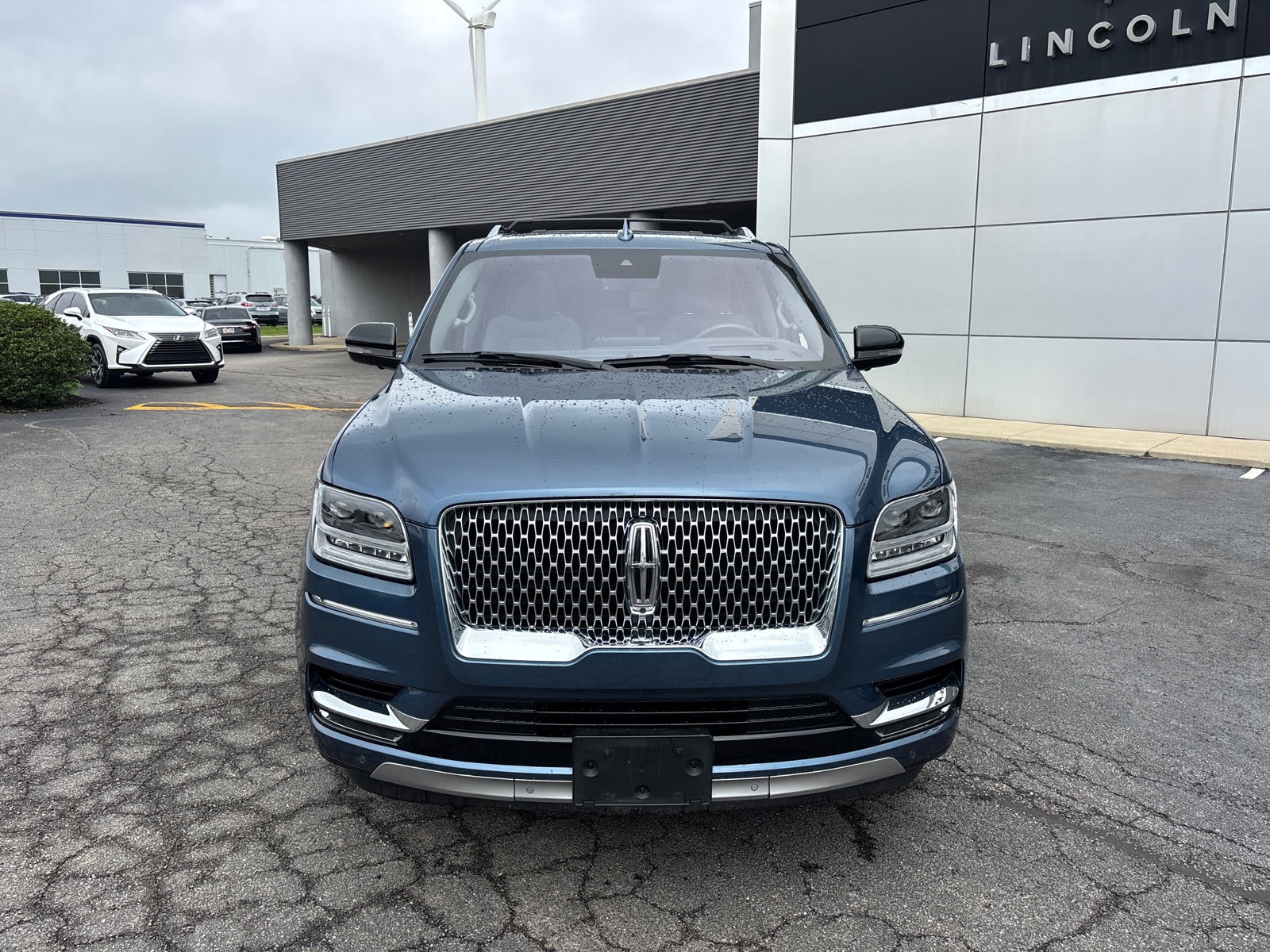 Used 2019 Lincoln Navigator Reserve with VIN 5LMJJ2LT2KEL00348 for sale in Columbus, OH