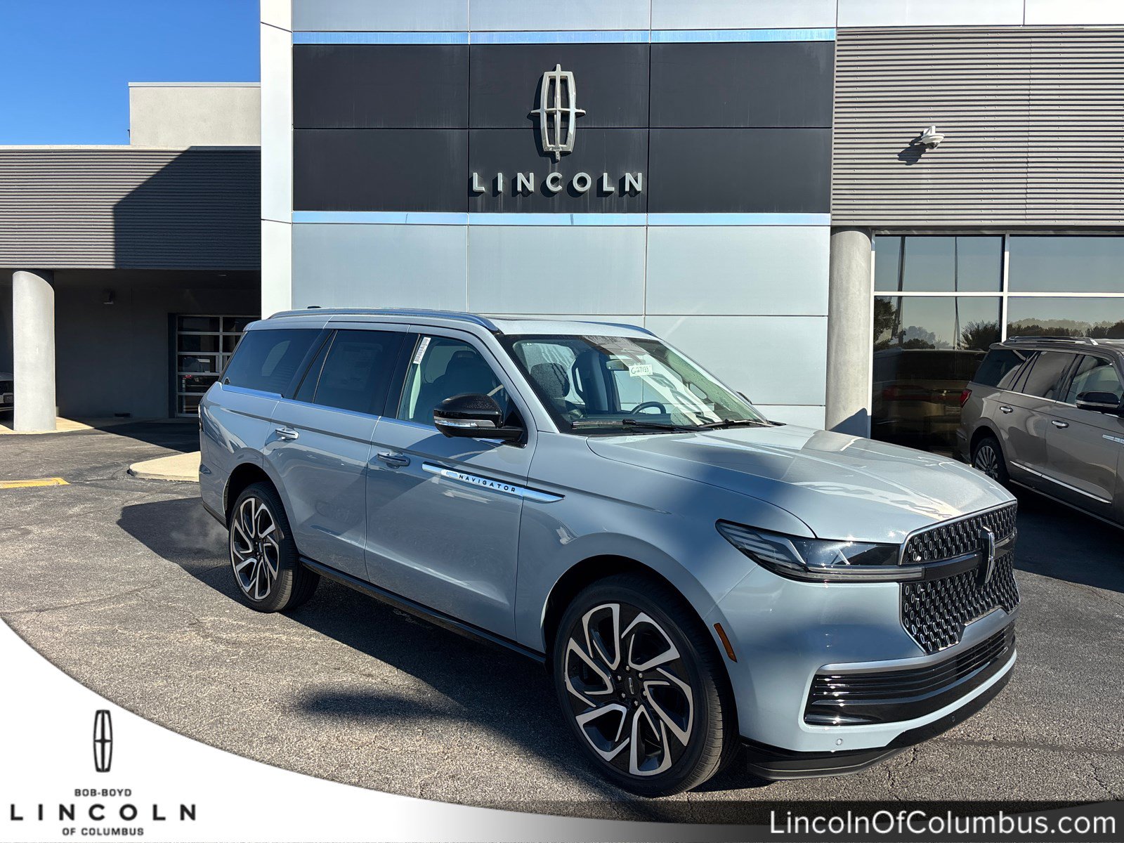 2027 Lincoln Navigator