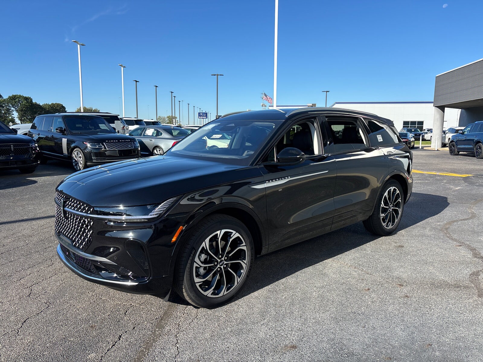 2026 Lincoln Nautilus Reserve photo 3