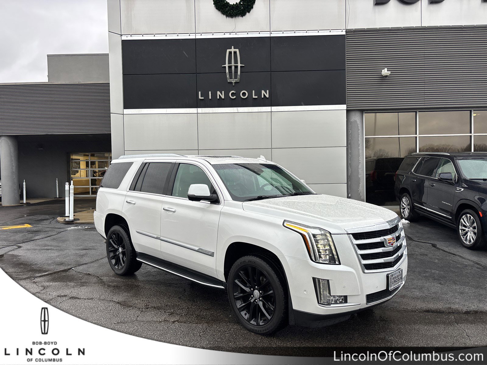 2018 Cadillac Escalade Luxury's photo