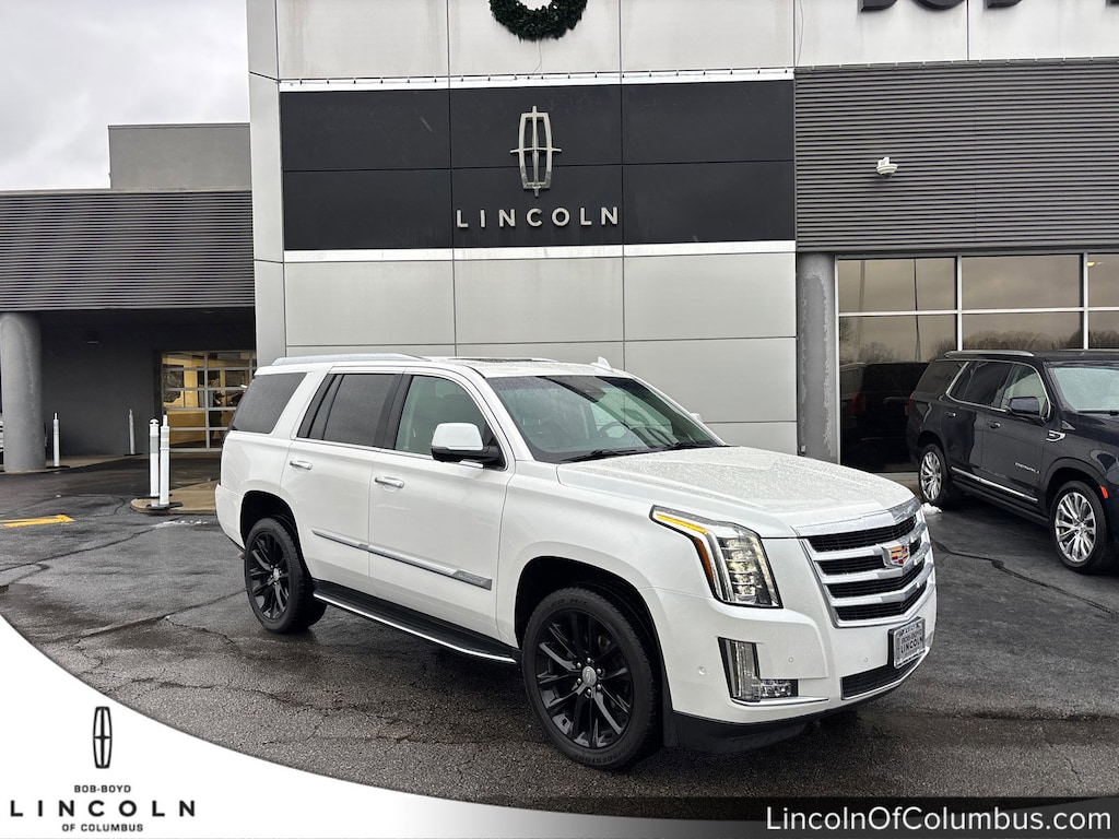 Used 2018 Cadillac Escalade Luxury SUV
