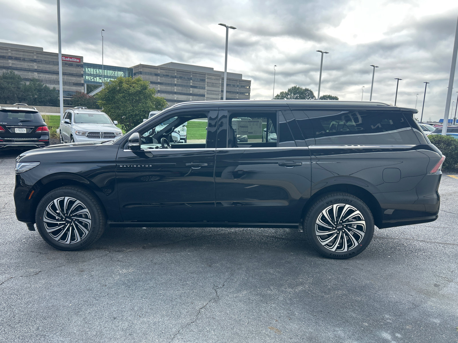 New 2027 Lincoln Navigator L Black Label SUV