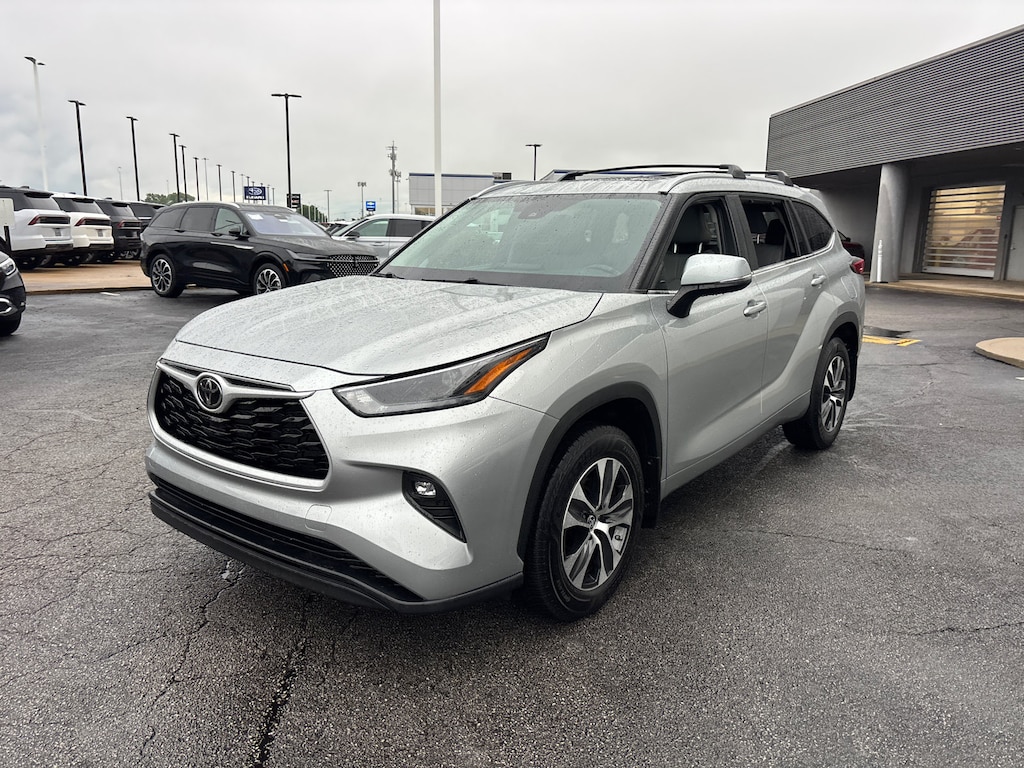 Used 2023 Toyota Highlander XLE SUV