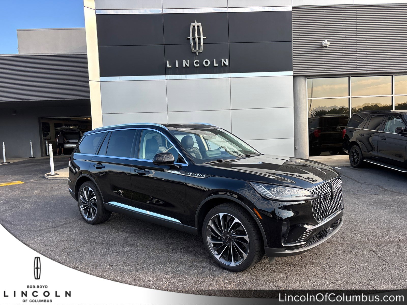 2025 Lincoln Aviator Reserve's photo