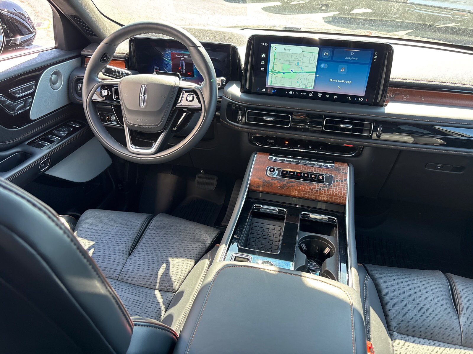 2025 Lincoln Aviator Black Label - Photo 32