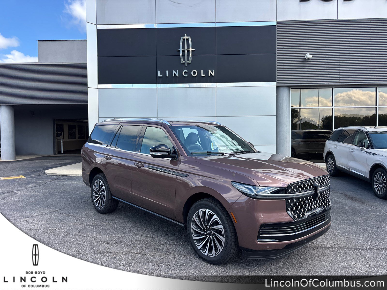 2027 Lincoln Navigator