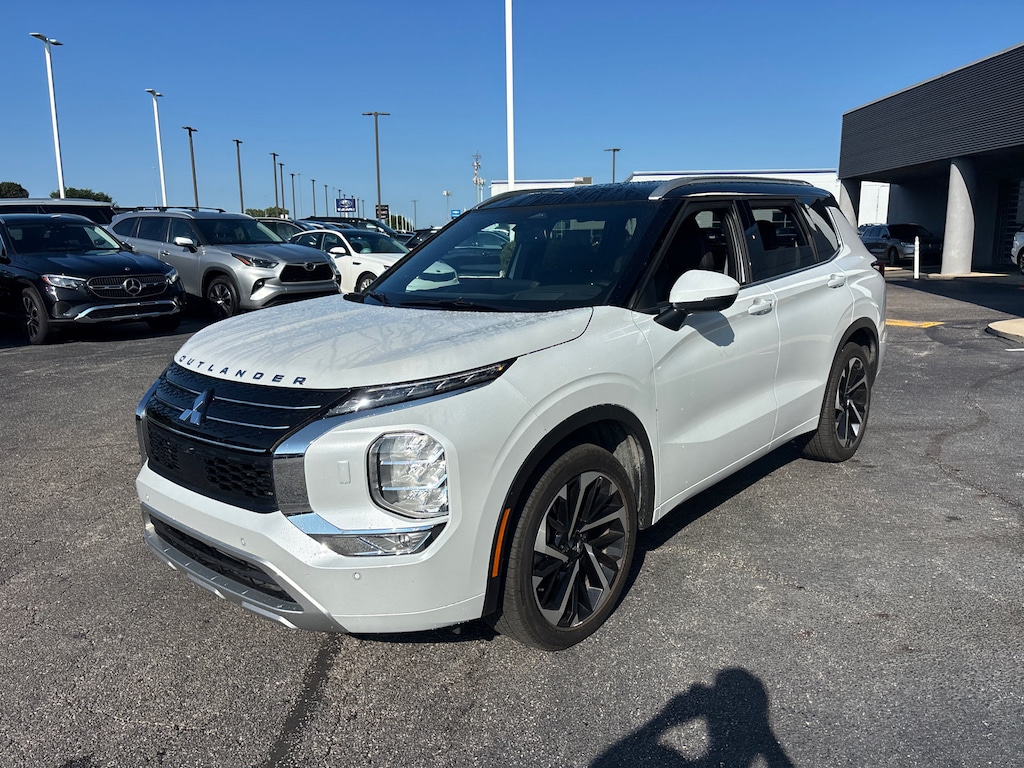 Used 2024 Mitsubishi Outlander SEL SUV