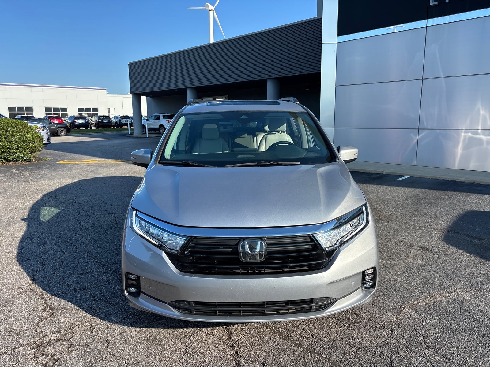 Used 2022 Honda Odyssey Touring with VIN 5FNRL6H86NB053693 for sale in Columbus, OH