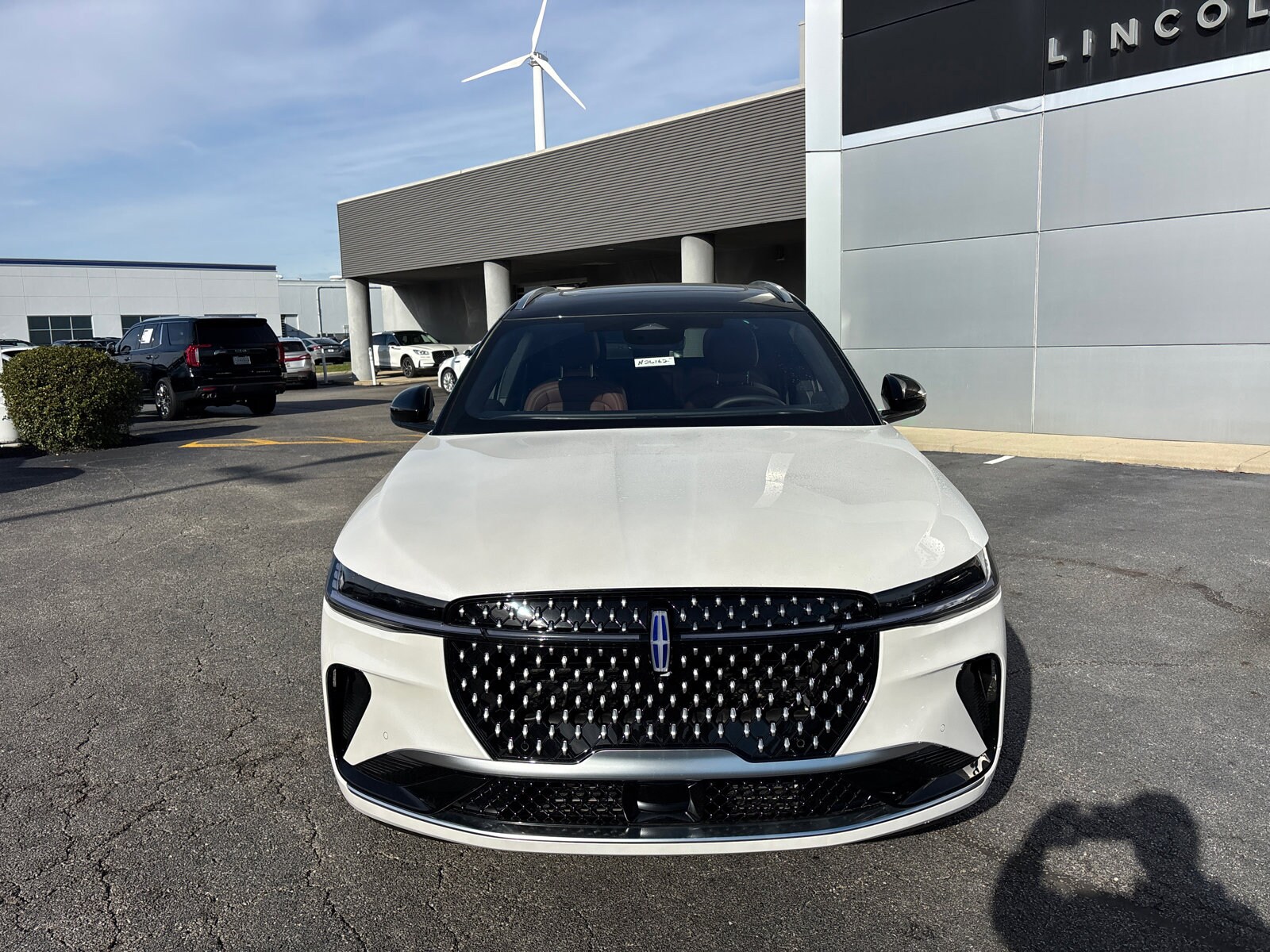 2026 Lincoln Nautilus Reserve photo 2