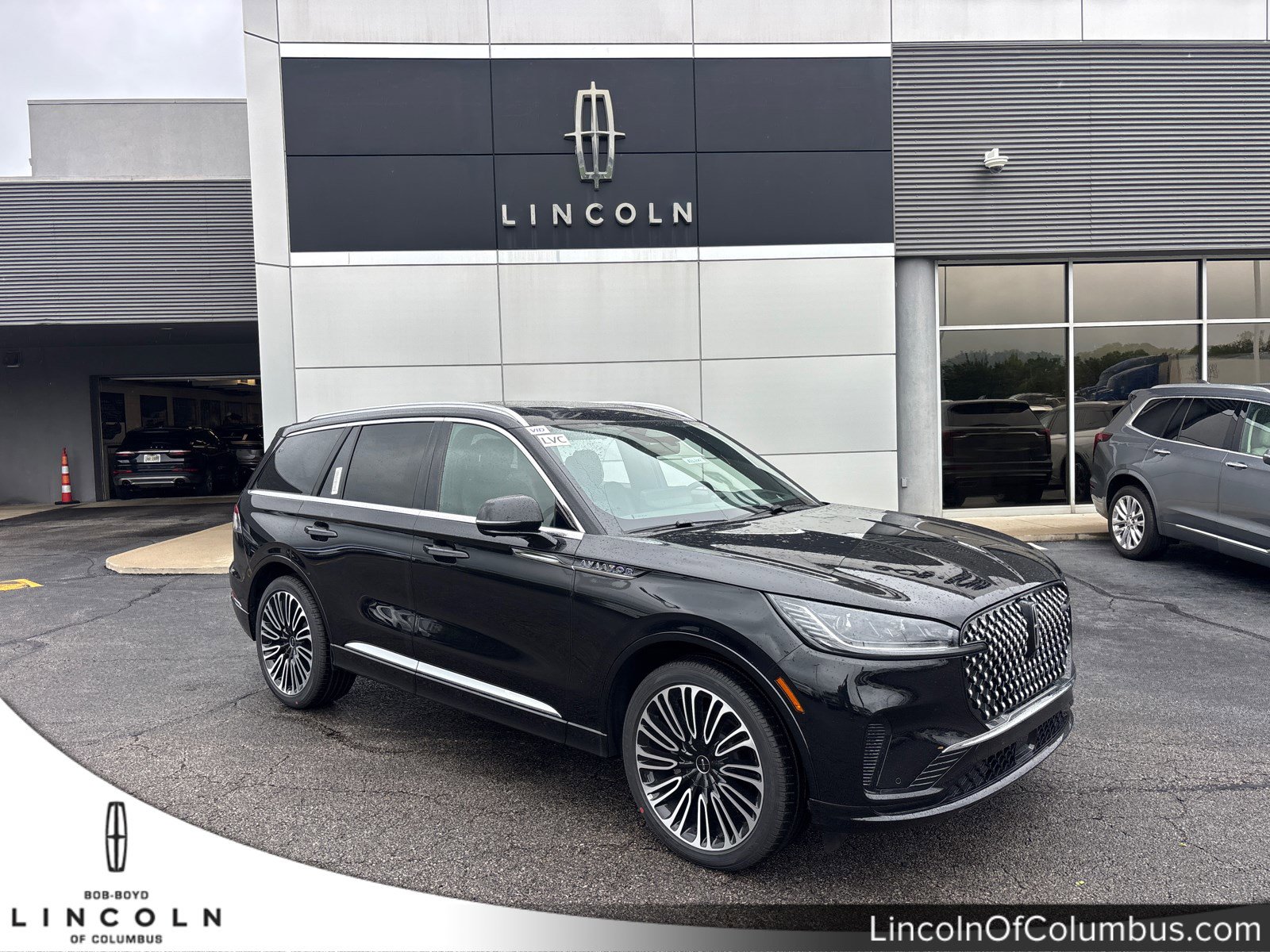 2026 Lincoln Aviator Black Label AWD's photo