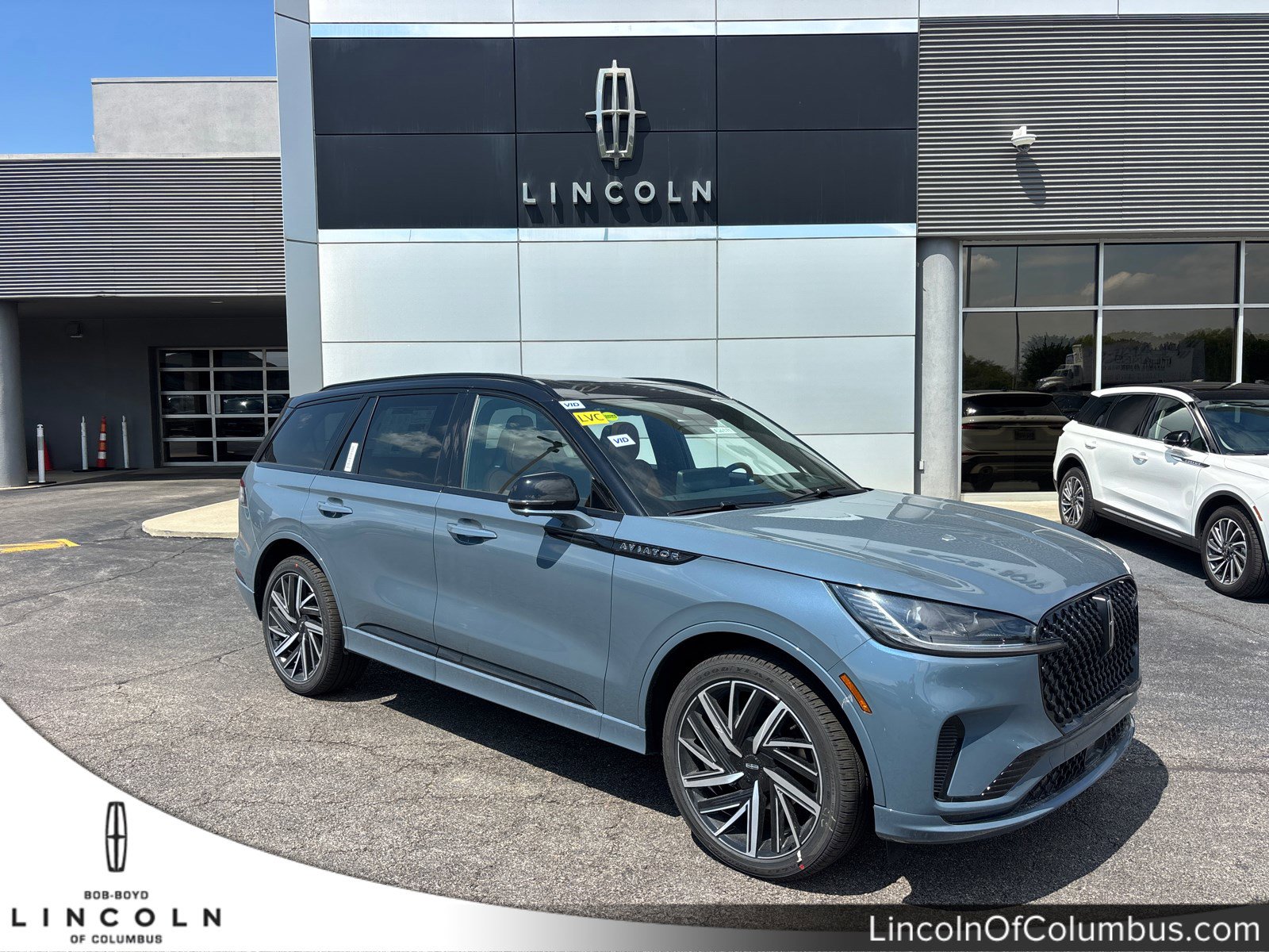 2026 Lincoln Aviator Black Label AWD's photo