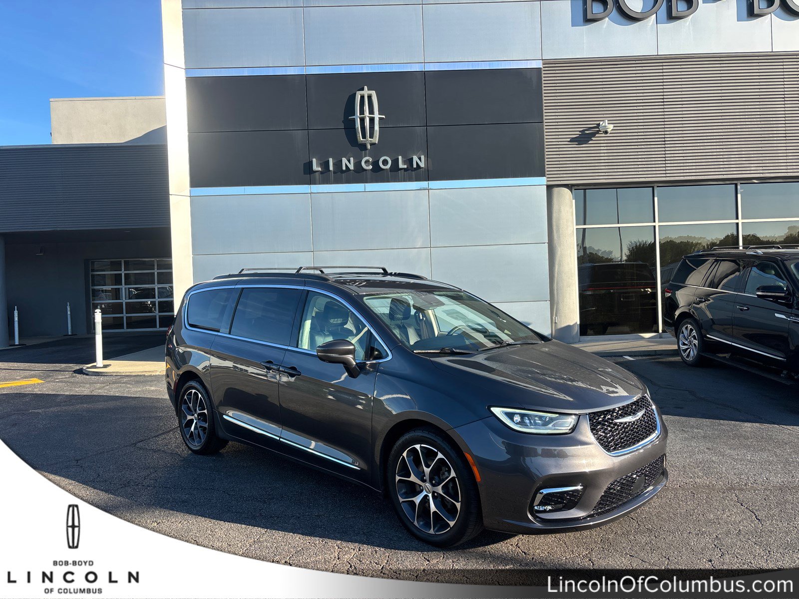 2022 Chrysler Pacifica Touring L