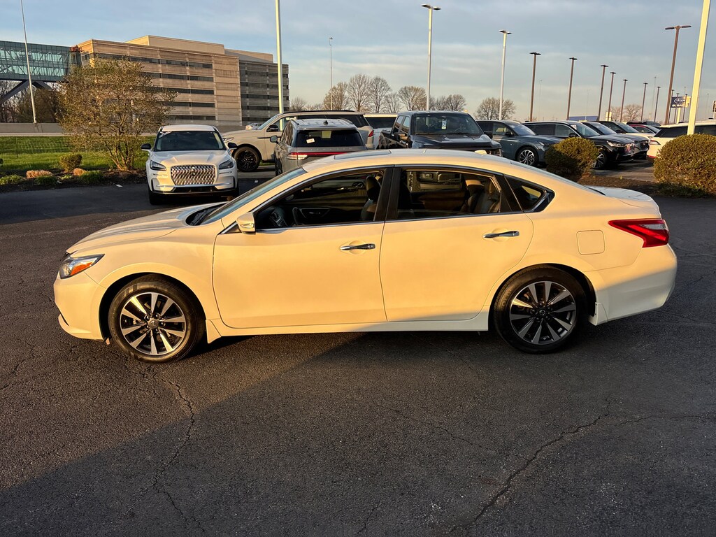 Used 2017 Nissan Altima 2.5 SL Sedan