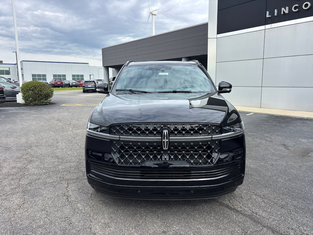 New 2026 Lincoln Navigator L Reserve SUV