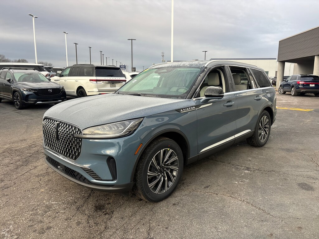 New 2026 Lincoln Aviator Premiere SUV