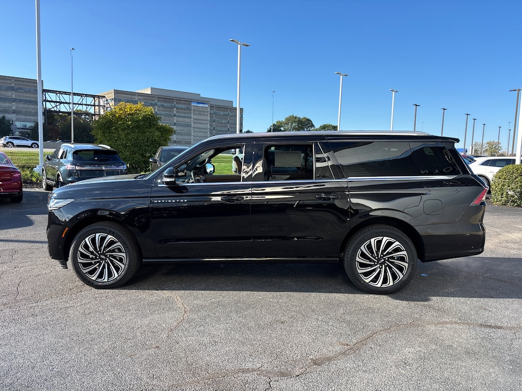 New 2025 Lincoln Navigator L Black Label SUV