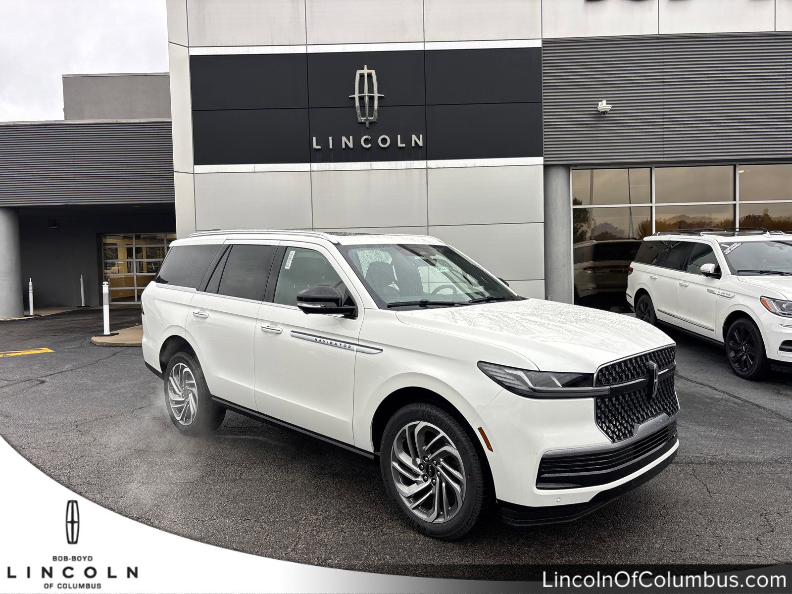 2025 Lincoln Navigator Reserve's photo