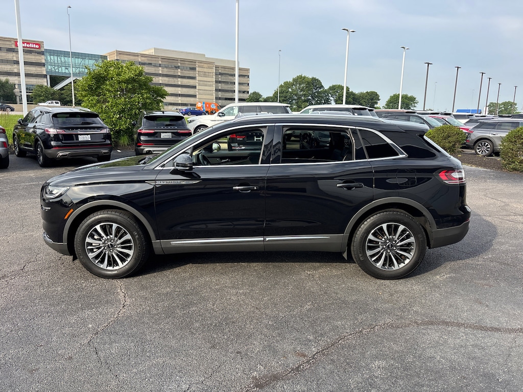 Used 2022 Lincoln Nautilus Standard SUV