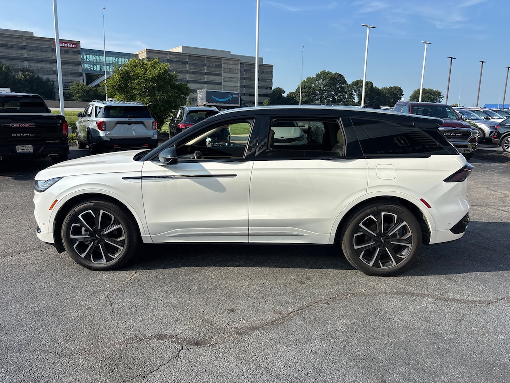 Certified 2024 Lincoln Nautilus Reserve SUV