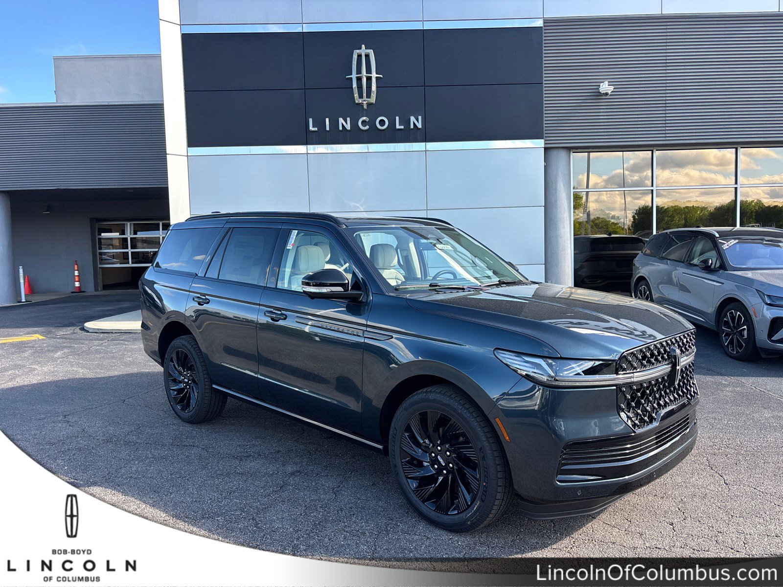 2026 Lincoln Navigator Reserve 4WD's photo