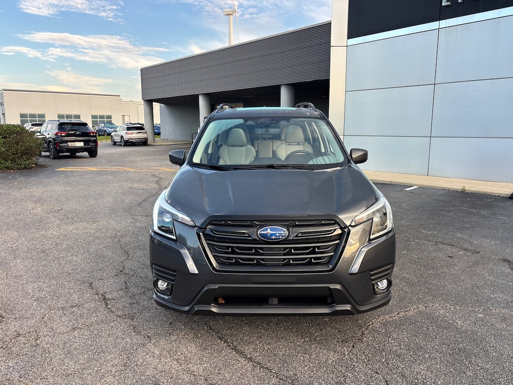 Used 2024 Subaru Forester Premium SUV