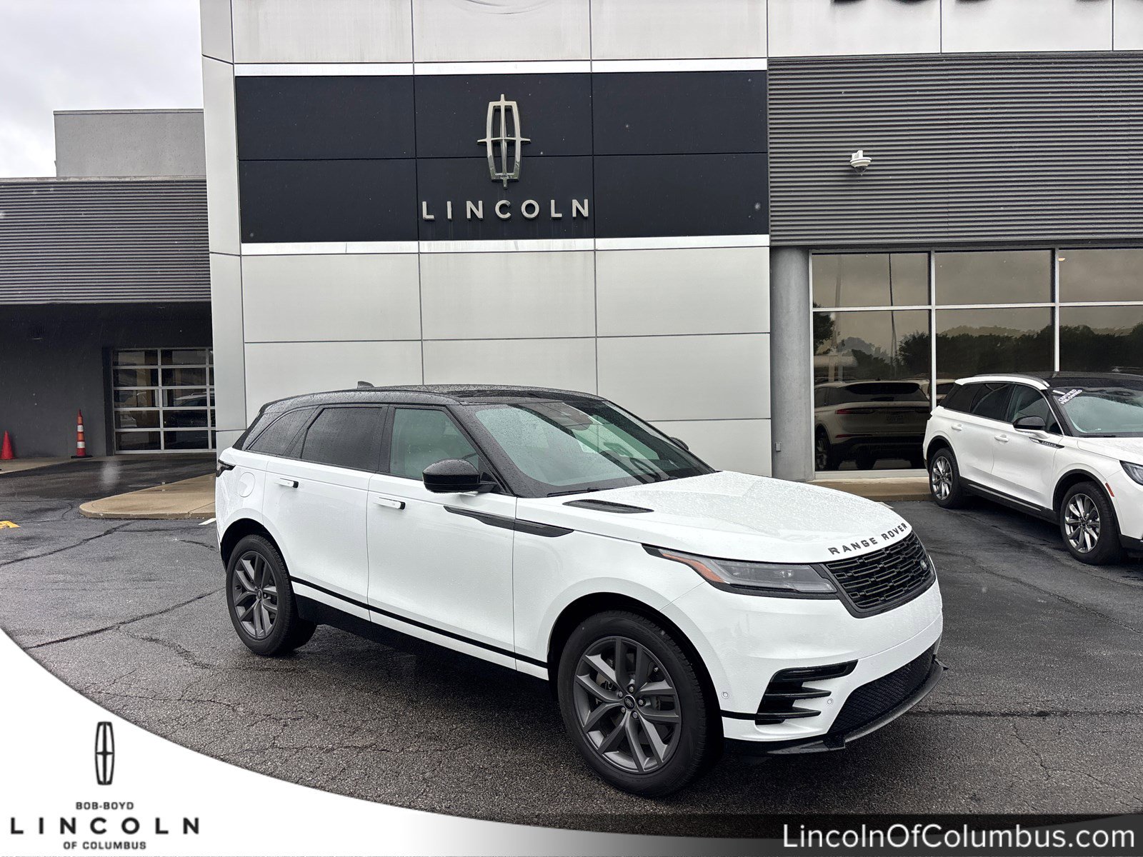 2026 Land Rover Range Rover Velar P250 Dynamic SE's photo