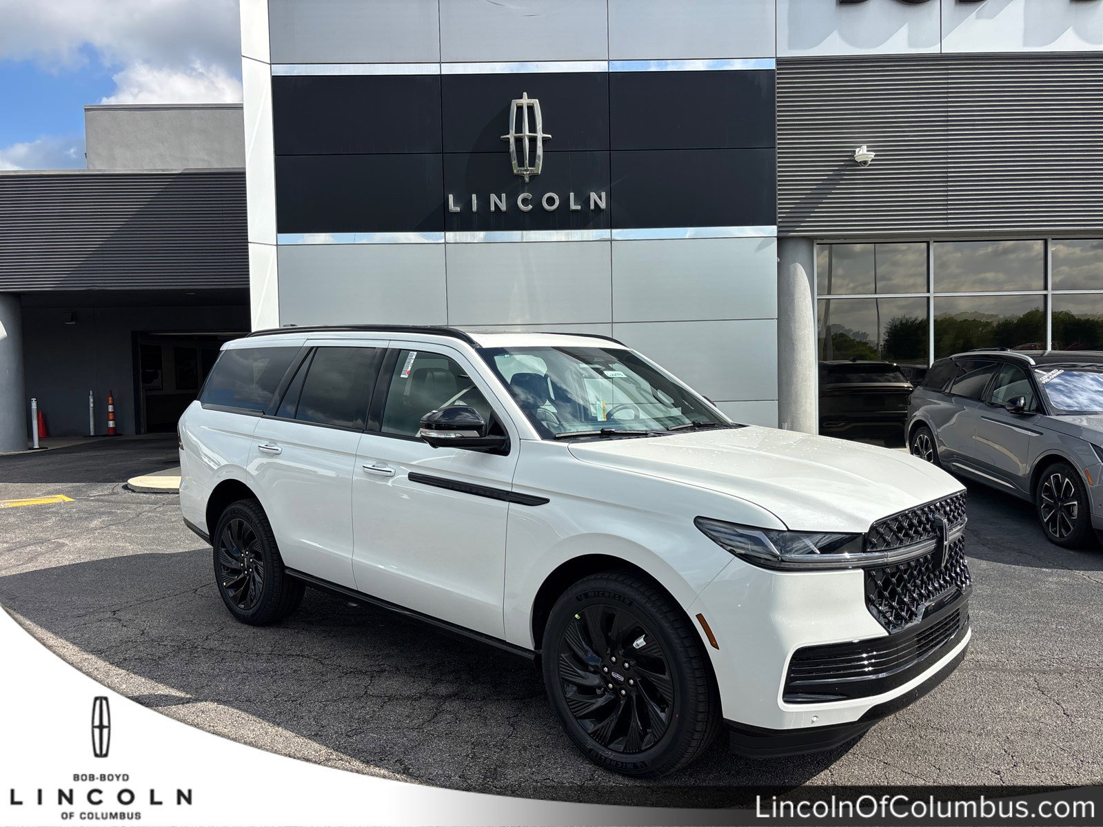 2026 Lincoln Navigator Reserve 4WD's photo