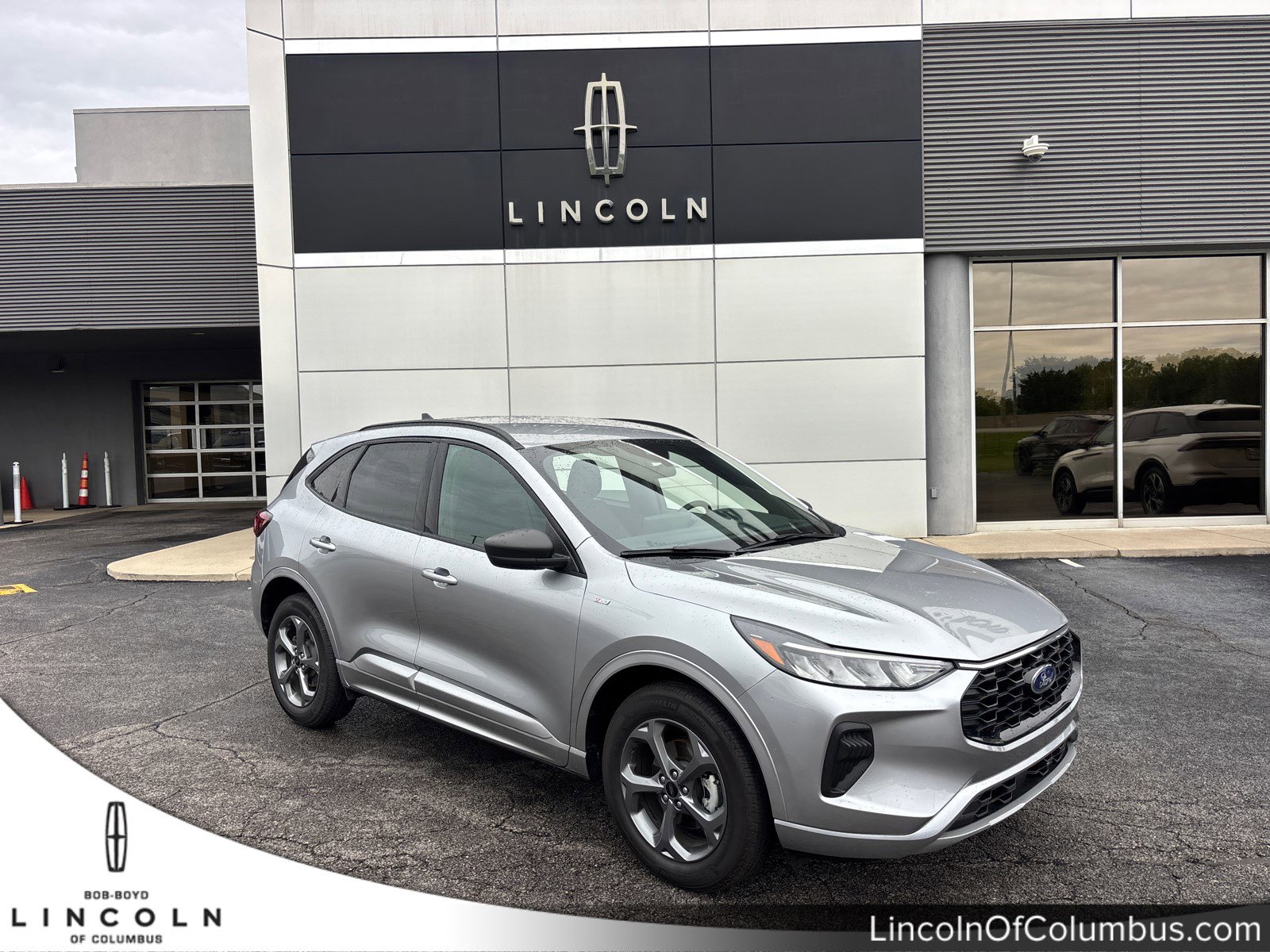 2024 Ford Escape ST-Line AWD's photo