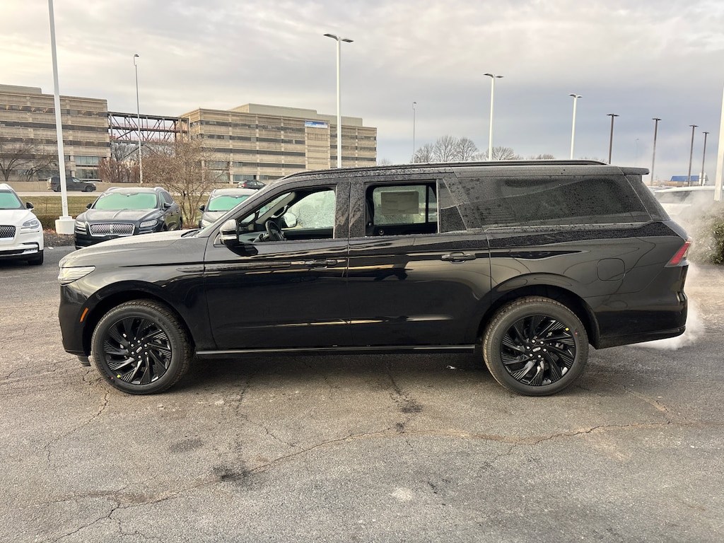 New 2026 Lincoln Navigator L Reserve SUV