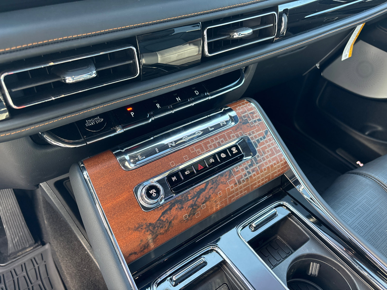 2025 Lincoln Aviator Black Label - Photo 24