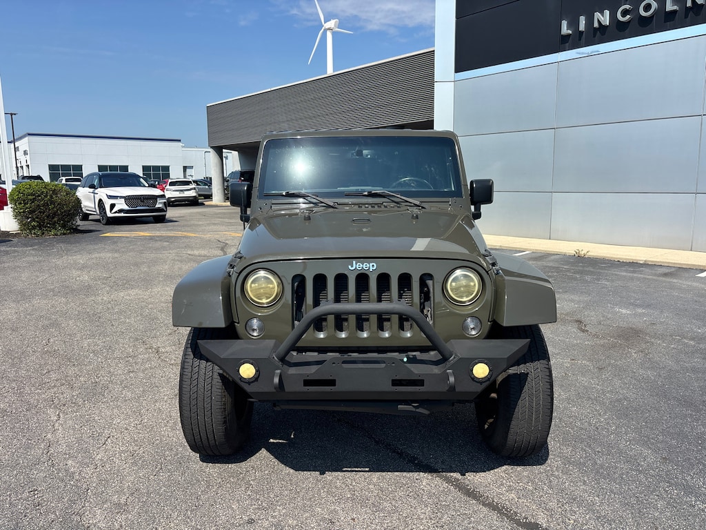 Used 2015 Jeep Wrangler Unlimited Sahara SUV