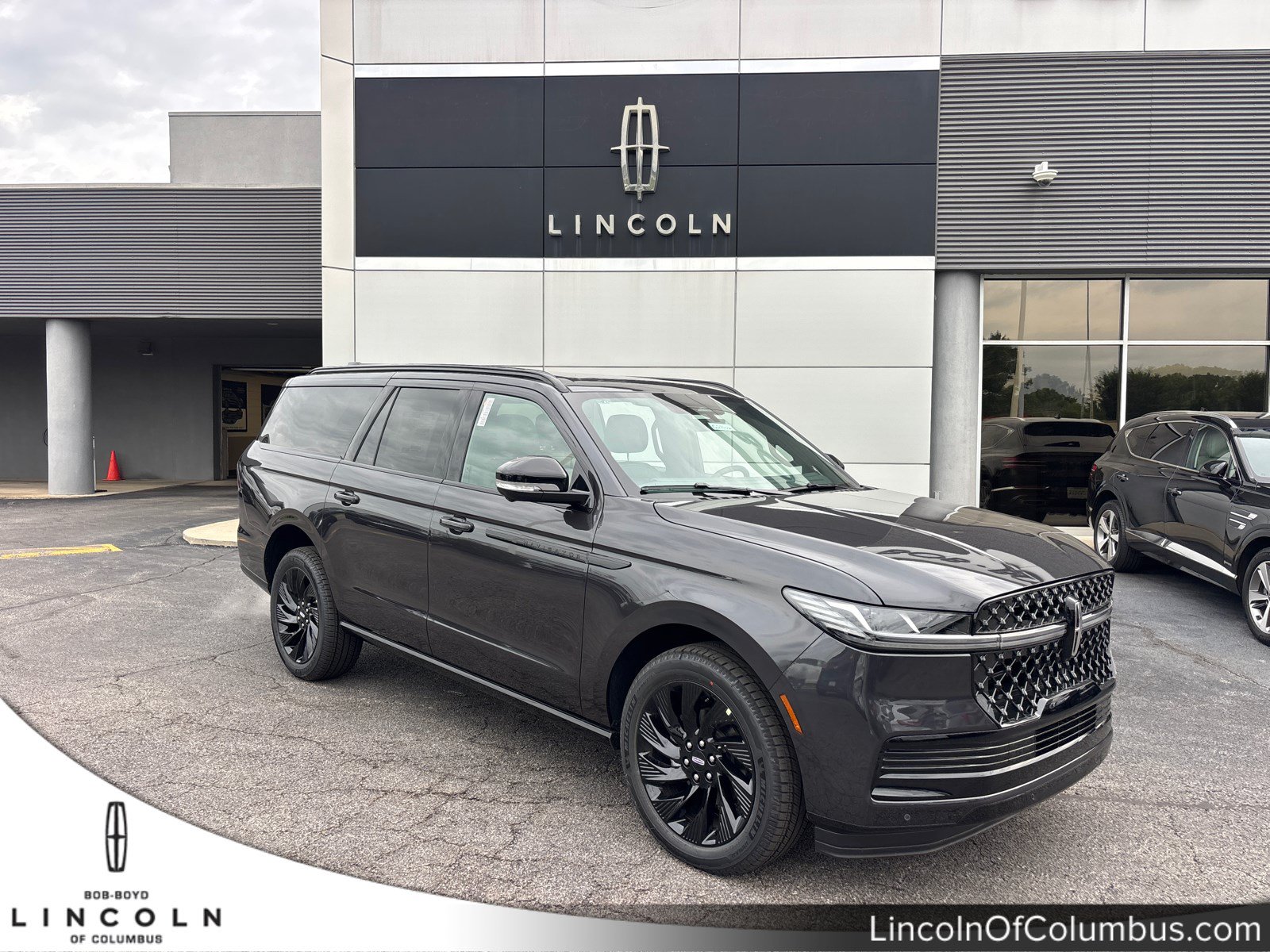 2027 Lincoln Navigator L