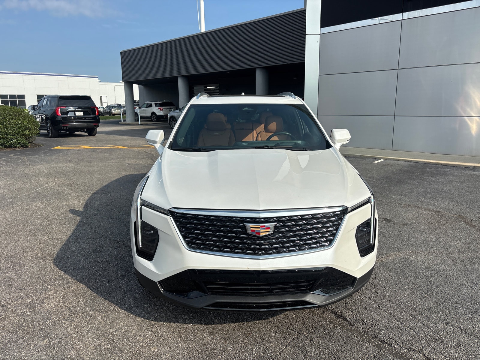 Used 2024 Cadillac XT4 Premium Luxury with VIN 1GYFZDR47RF182572 for sale in Columbus, OH