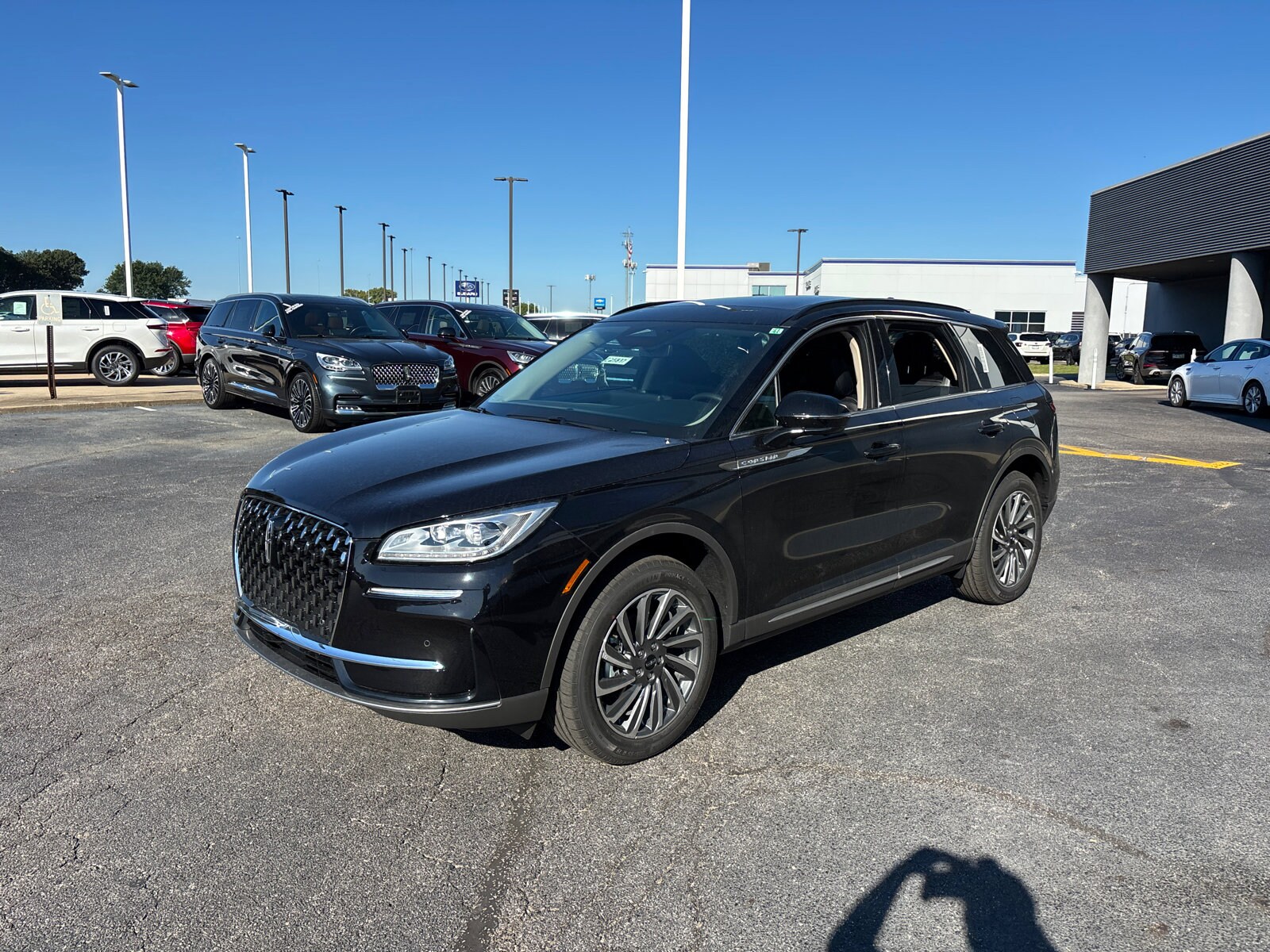 2025 Lincoln Corsair Reserve photo 2