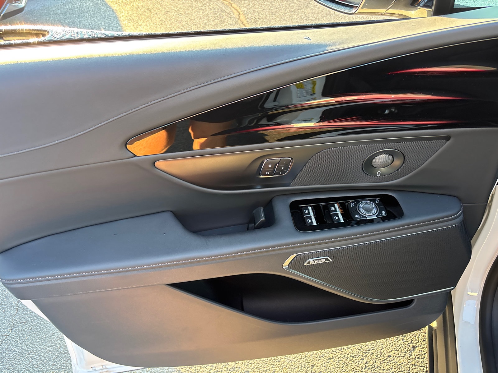2026 Lincoln Nautilus Premiere - Photo 11