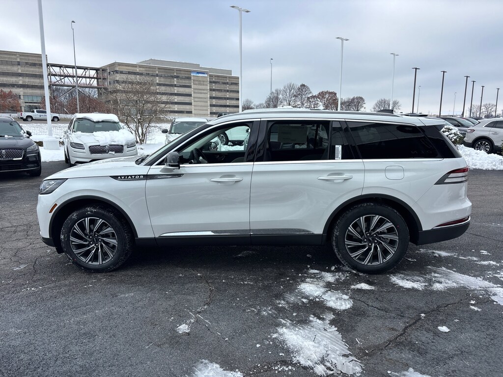 New 2026 Lincoln Aviator Premiere SUV
