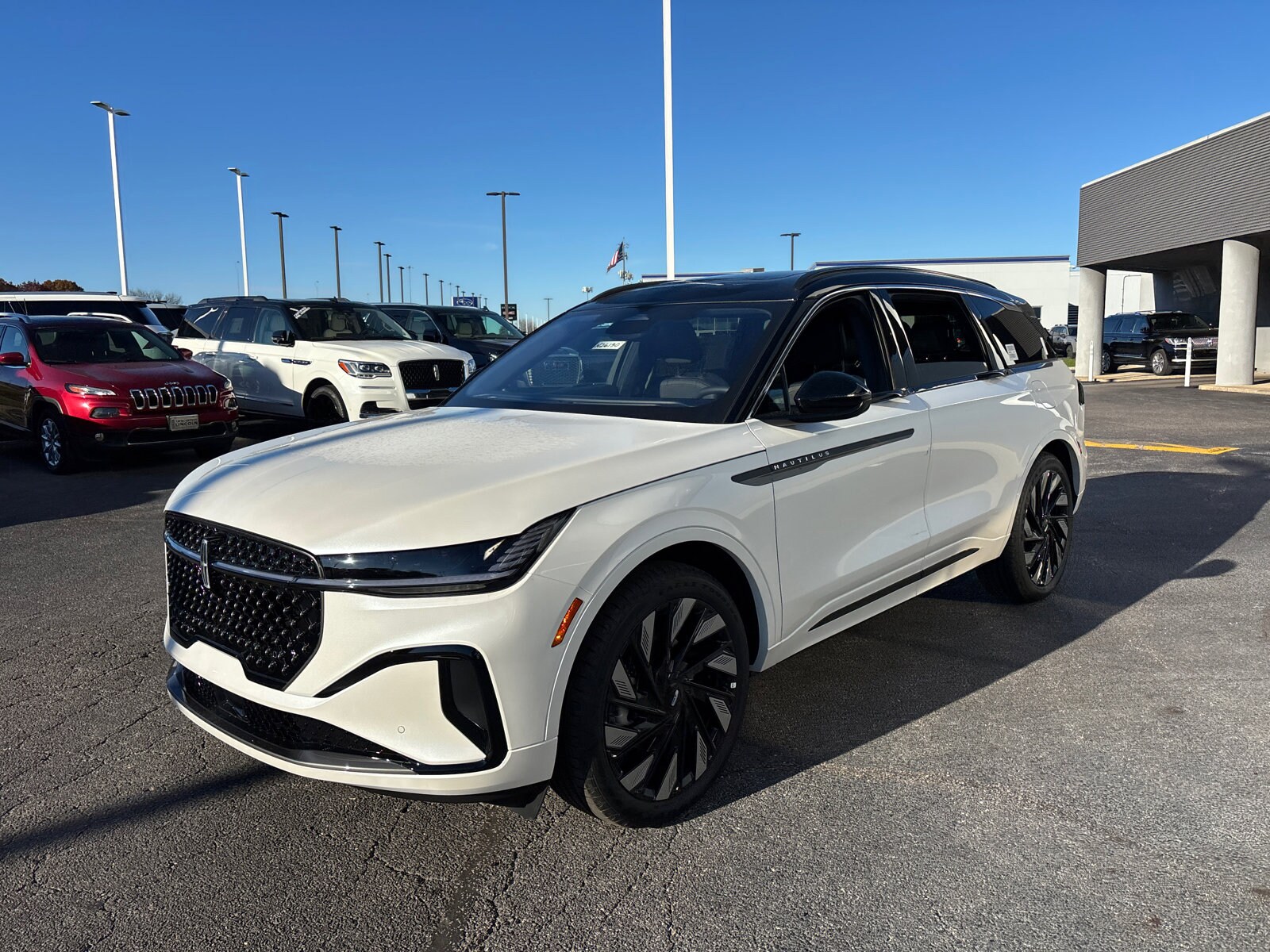 2026 Lincoln Nautilus Black Label photo 3