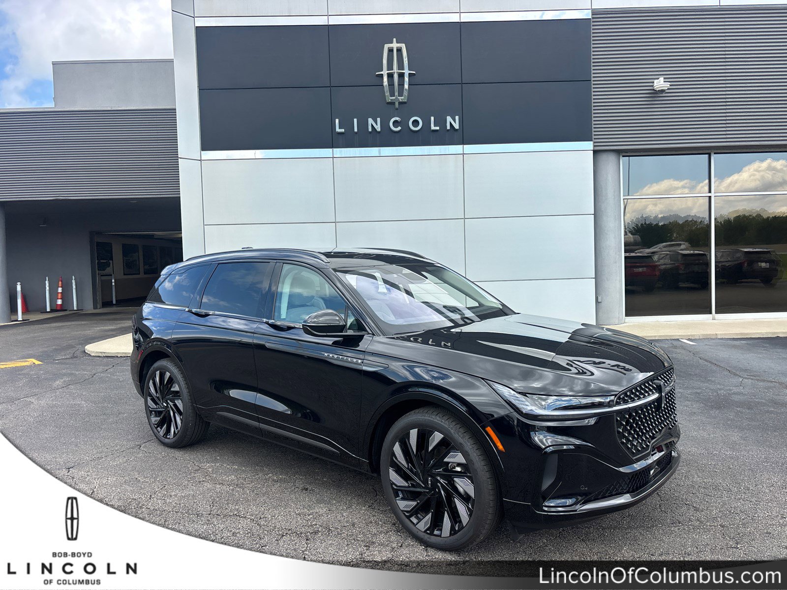 2026 Lincoln Nautilus Reserve AWD's photo