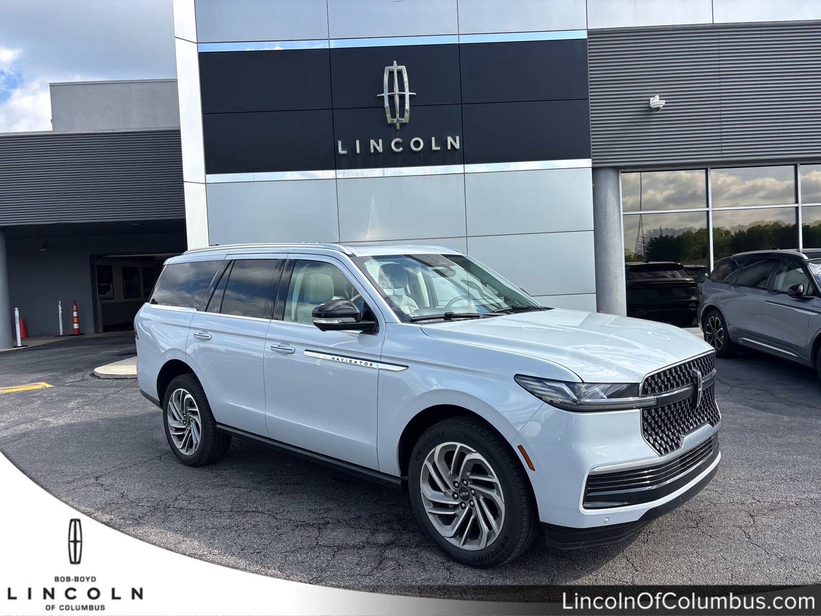 2026 Lincoln Navigator Reserve 4WD's photo